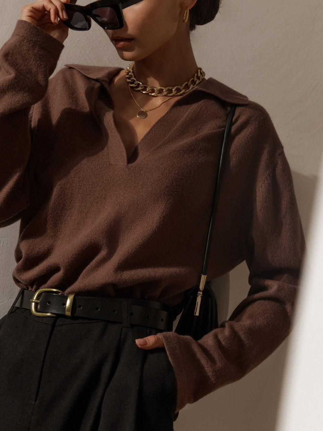 Pull Femme Col Polo en Maille – Élégance Décontractée