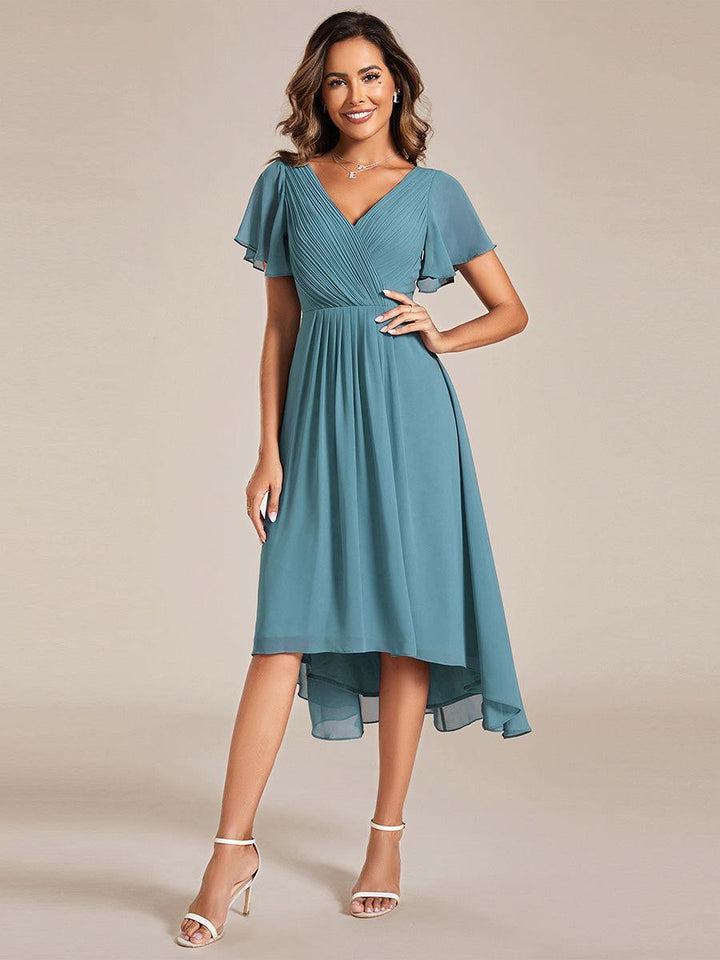 Robe femme d’invitée de mariage chic col V coupe fluide élégante