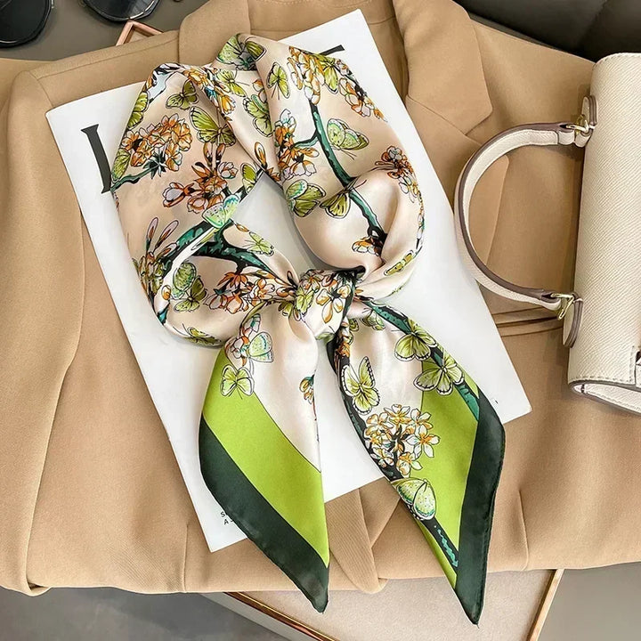 Foulard carré femme en satin imprimé pour cheveux et sac