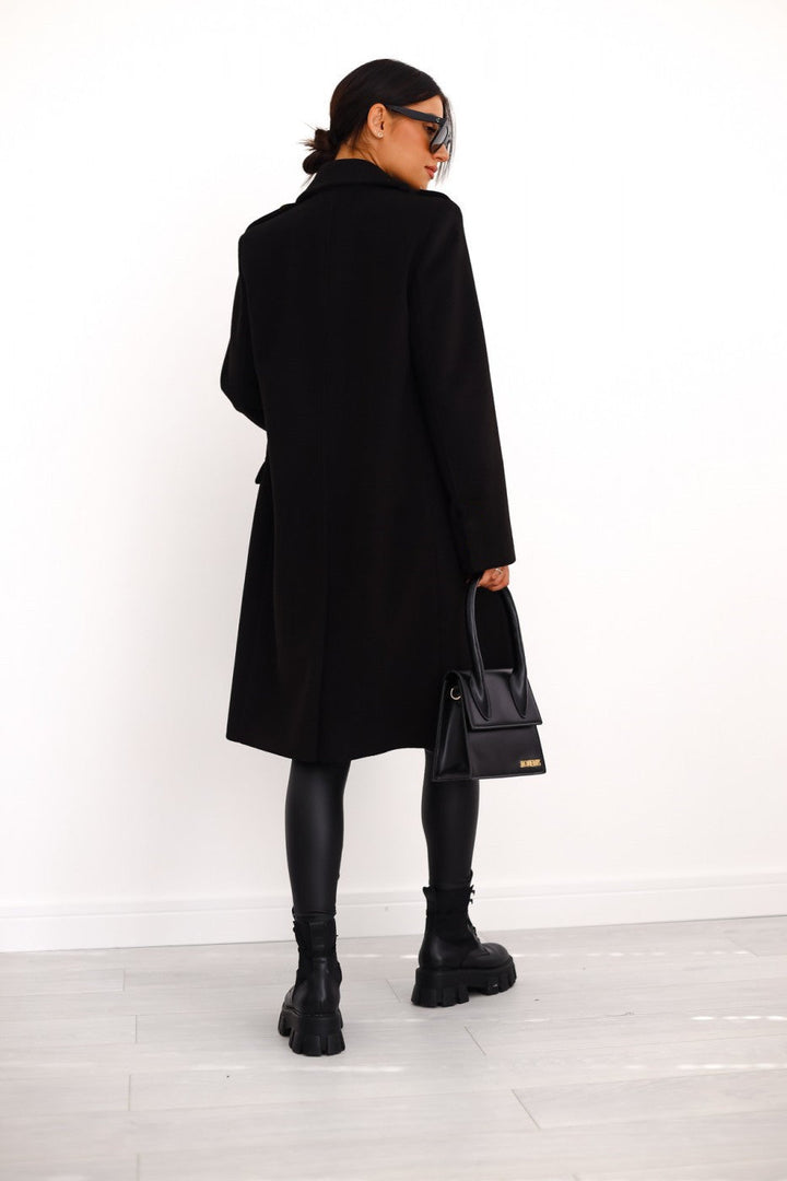 Manteau femme long à boutons coupe élégante en laine mélangée usage urbain