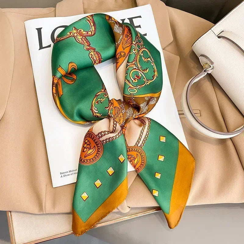 Foulard carré femme en satin imprimé pour cheveux et sac