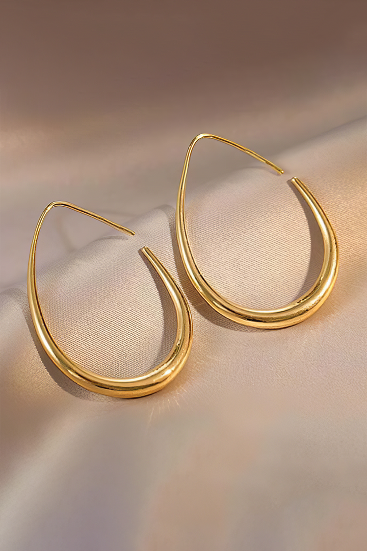 Boucles d’Oreilles Ovales au Design Élégant et Intemporel