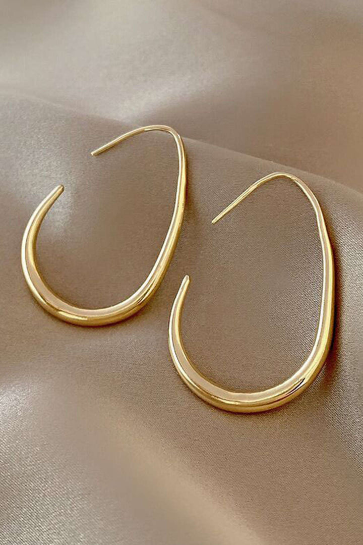 Boucles d’Oreilles Ovales au Design Élégant et Intemporel