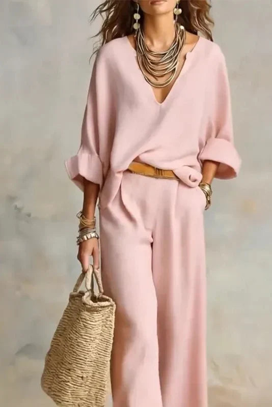 Ensemble femme fluide à col V avec pantalon large