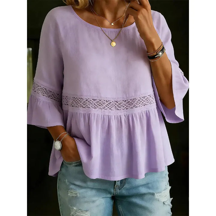 Blouse femme fluide avec dentelle délicate et manches volantées