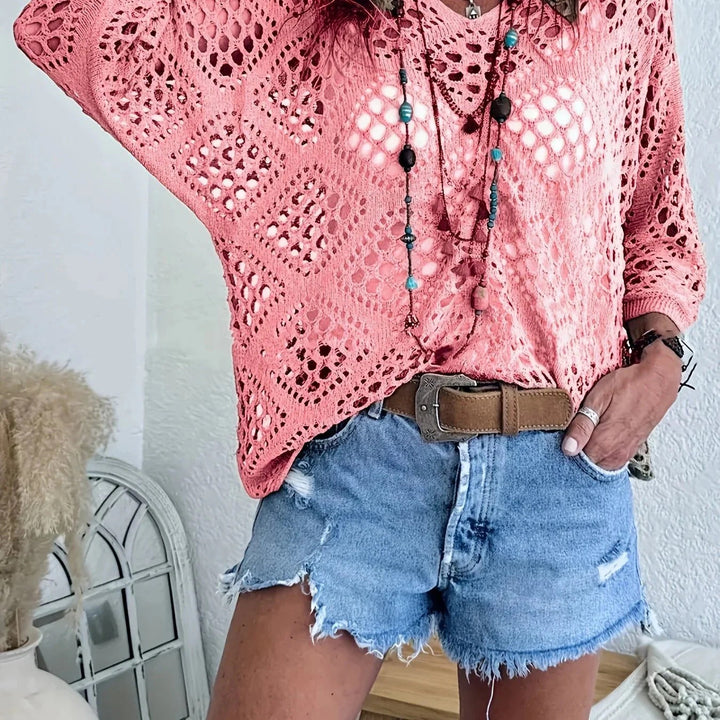 Haut femme en crochet ajouré à col V style bohème